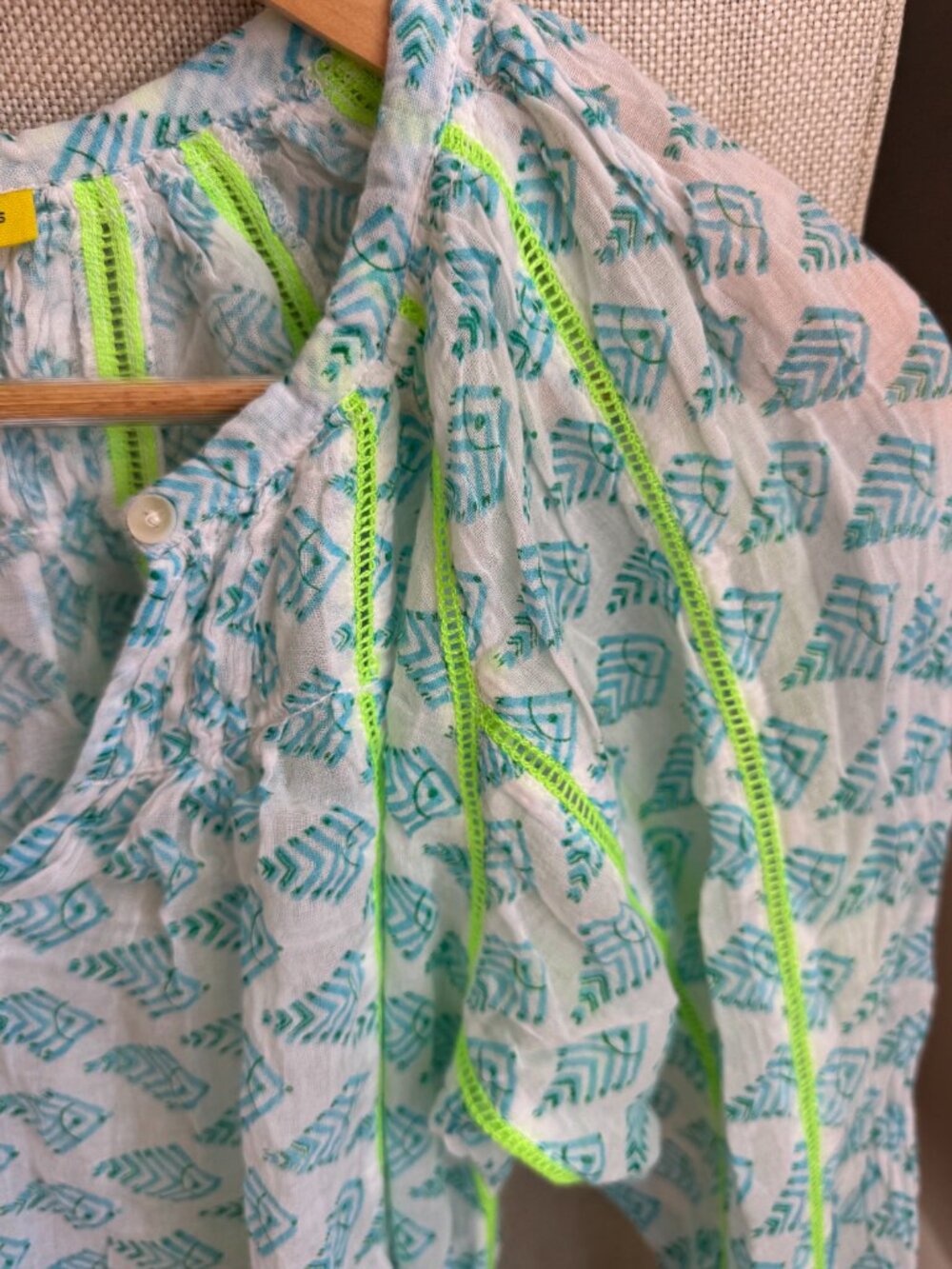 Roller Rabbit tunic - Picture 2 of 3